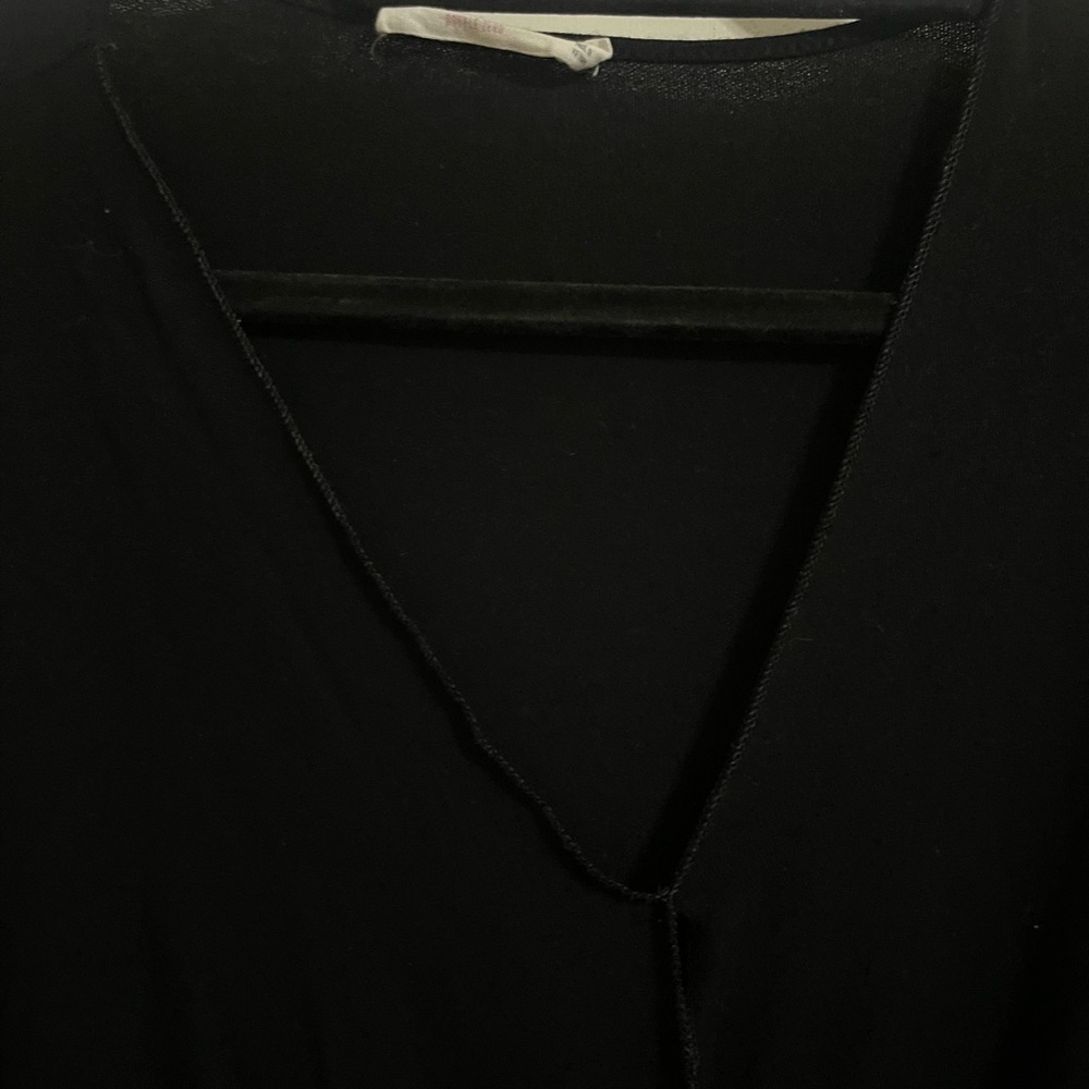 Double Zero Brand Size S Black Crisscross Long Sleeve V-neck Ladies Blouse - Picture 3 of 6